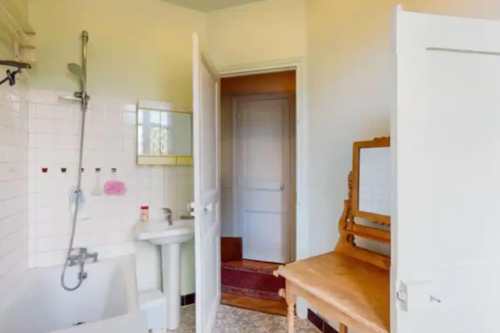 Appartment Close To Monuments パリ エクステリア 写真