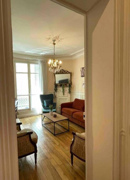 Appartment Close To Monuments パリ エクステリア 写真